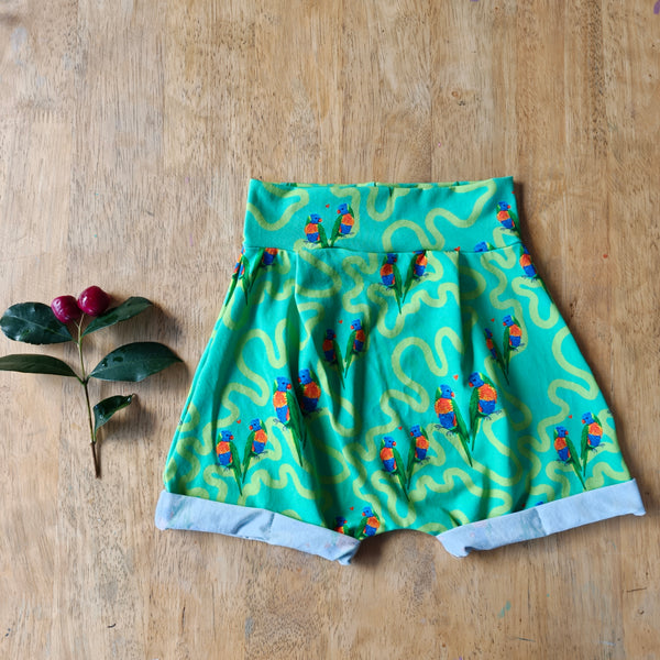 S2 Lorikeet Harem Shorts RTP