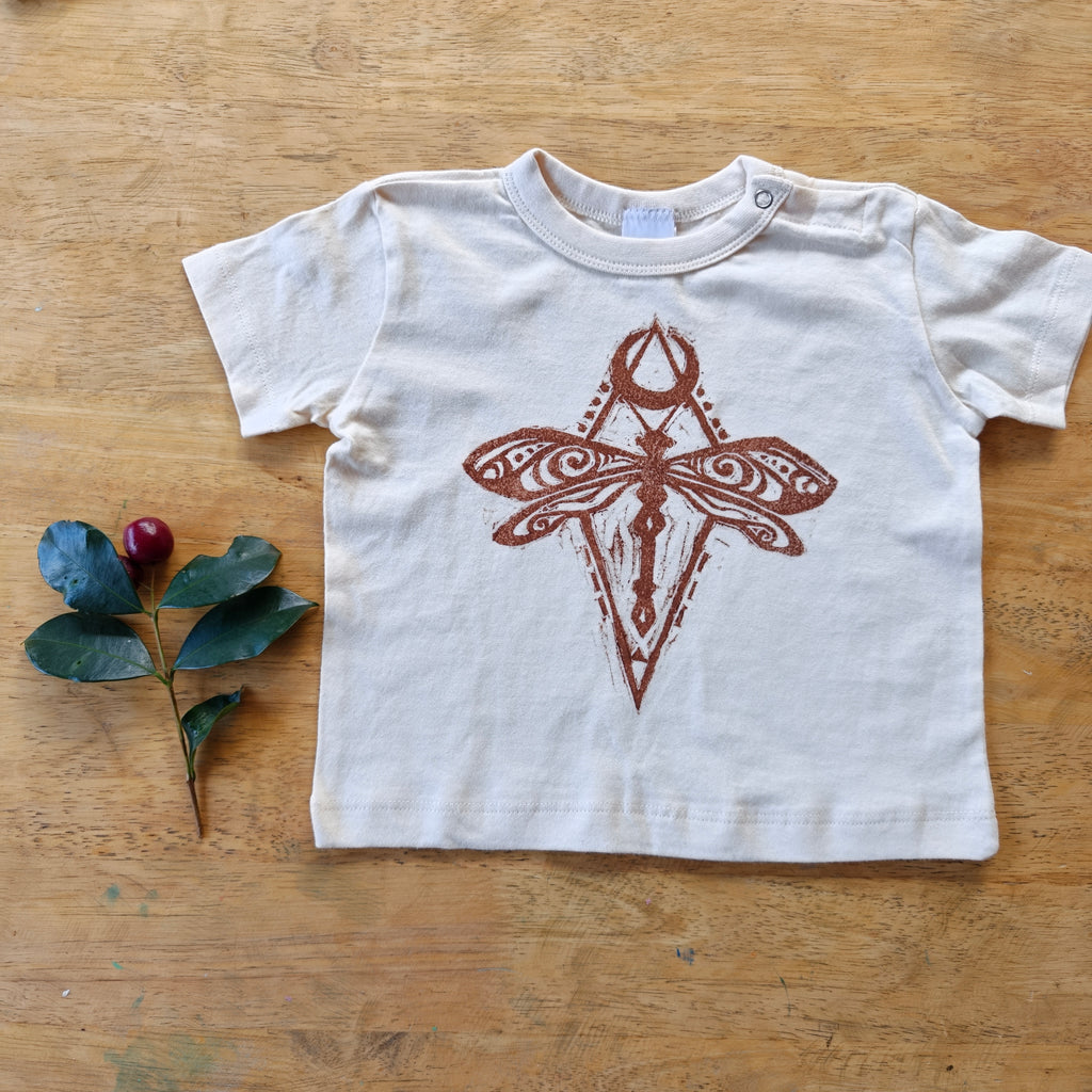 Dragonfly Moon Tee s000 -1